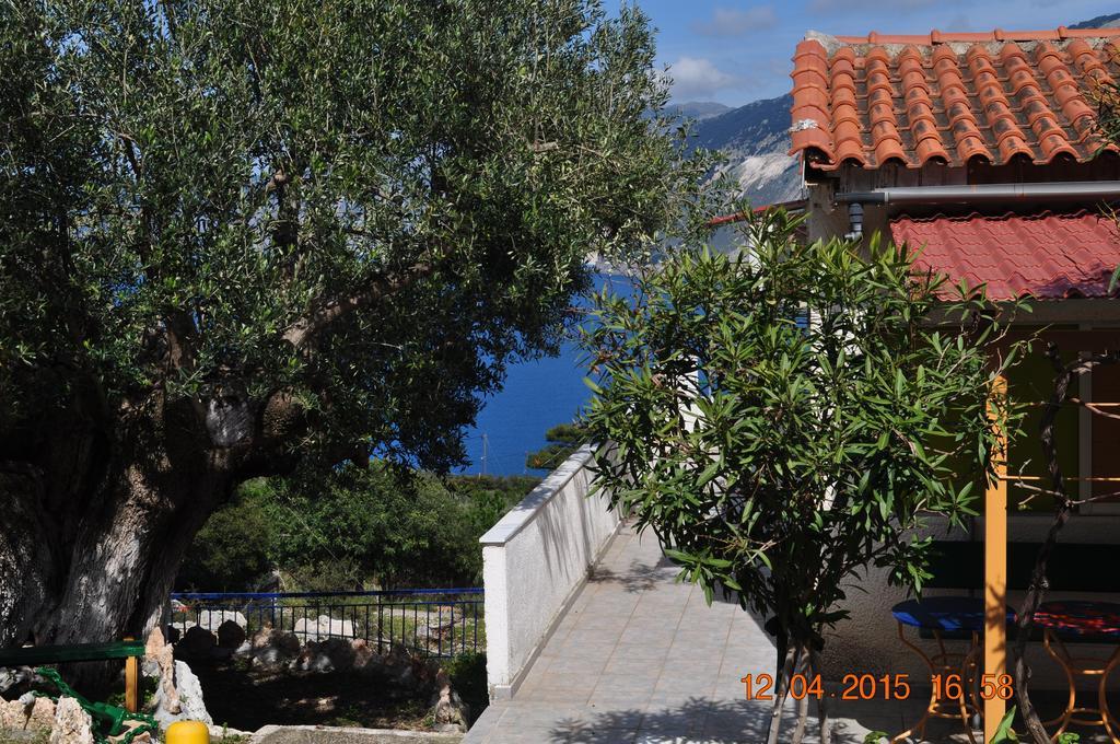 Rogakia Village Est. 1983 Zóla エクステリア 写真