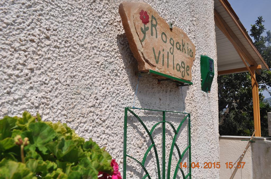 Rogakia Village Est. 1983 Zóla エクステリア 写真