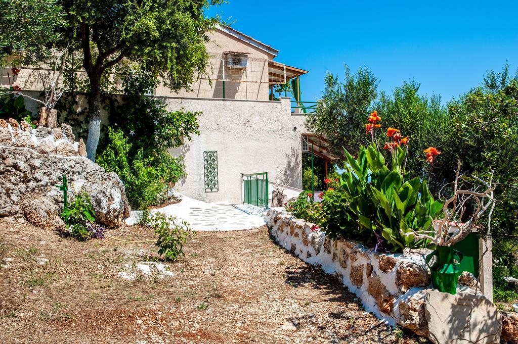 Rogakia Village Est. 1983 Zóla エクステリア 写真